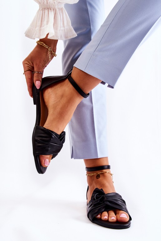 Fashionable Women's Leather Sandals Black Astana