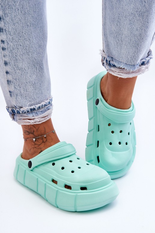 Women's Foam Platform Crocs Mint Beckett