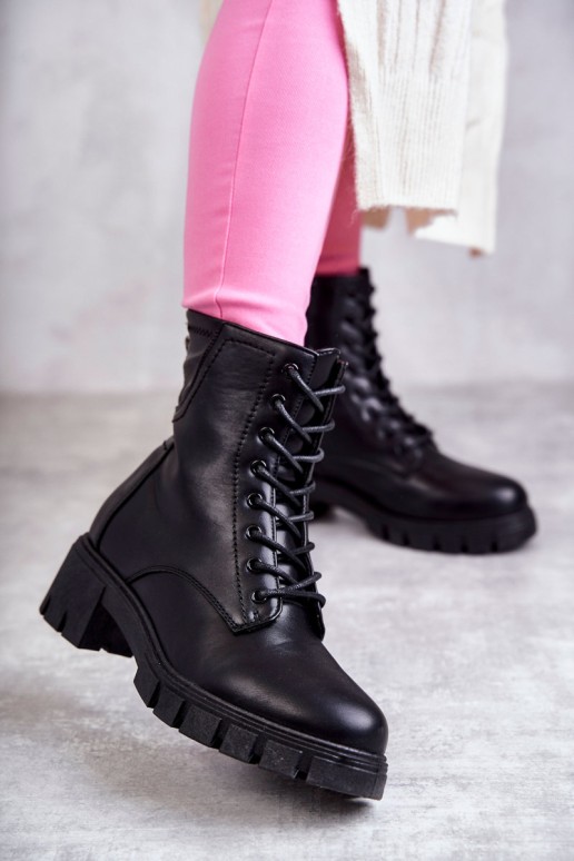 Leather Booties On Zipper Black Tonje