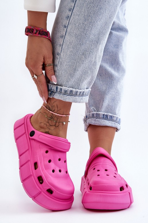 Women's Foam Platform Crocs Fuchsia Beckett