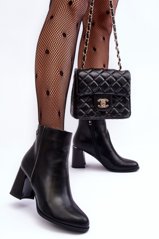 Leather Boots on Heel Black Popilla