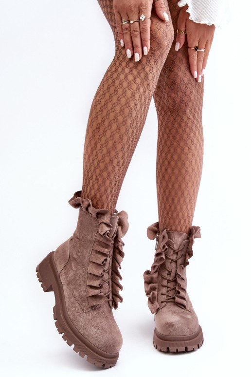 Moteriški batai su zomšiniu pamušalu plokščiu pakulniu tamsiai smėlio spalvos koteliu