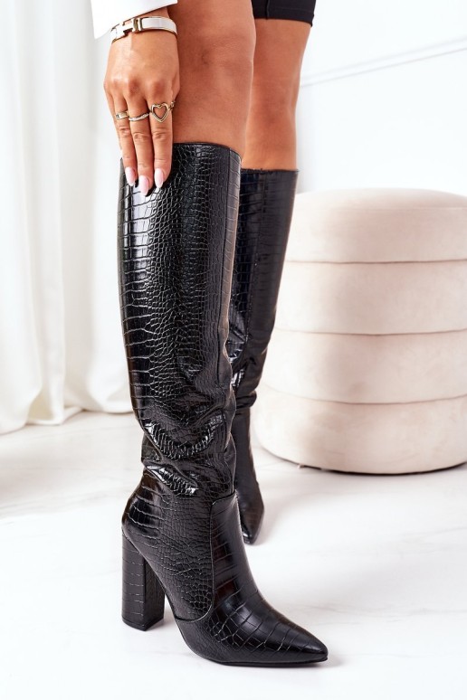 Trendy Boots On A Bar Black Constancy