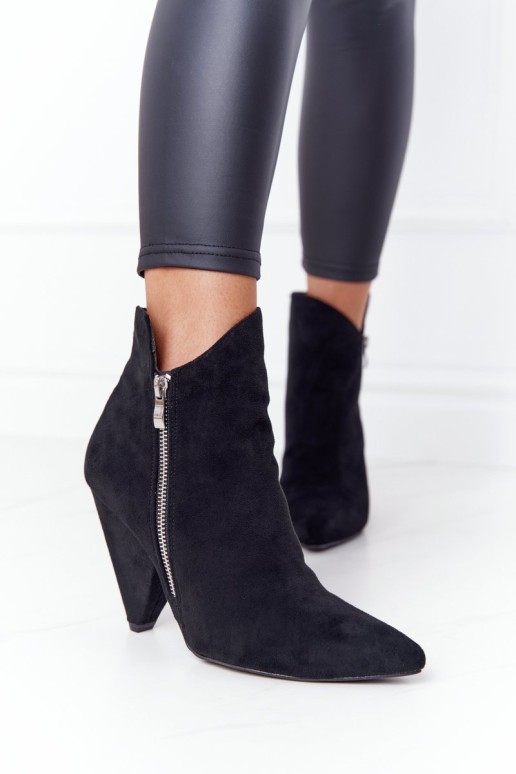 Asymmetrical Heeled Ankle Boots Lu Boo Black