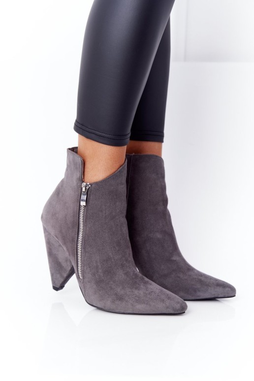 Asymmetrical Boots On High Heel Lu Boo Grey