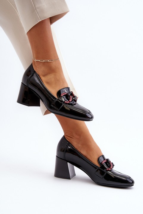 Black Patent Leather Pumps with Chain Paliotte
