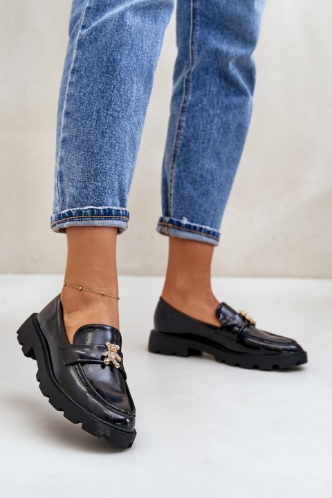 Lacquered Women's Moccasins With Bear Black Kaithra