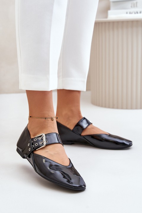 Lacquered Ballerinas With Strap Black Azirae