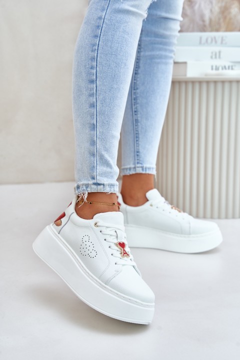 Women's Leather Sneakers On Platform With Pendant And Decorative Flower 89100 White